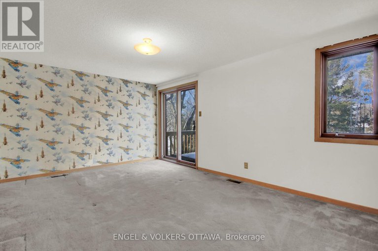 29262482/5361-hilltop-drive/manotick-long-island-nicholls-island/ottawa/ontario/K4M1G4_26