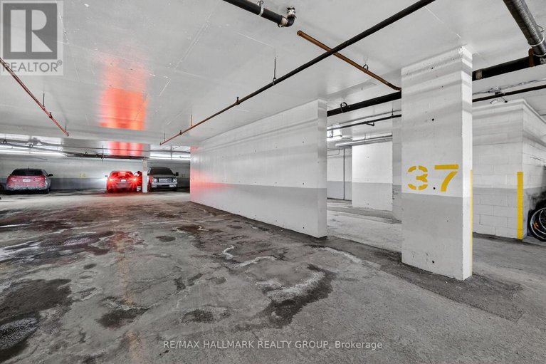 29377348/404-2019-bank-street/ellwood/ottawa/ontario/K1V0N1_20