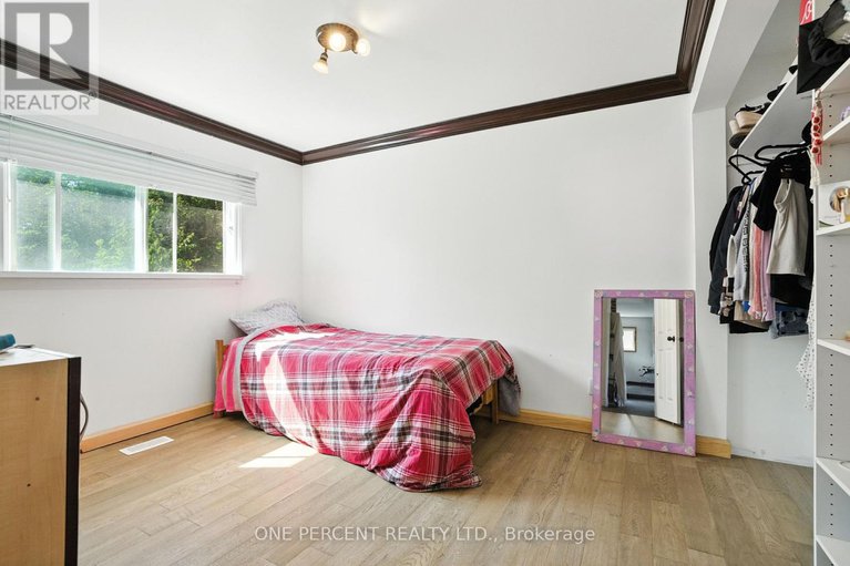 28852356/279-anna-avenue-w/carlington/ottawa/ontario/K1Z7V5_14