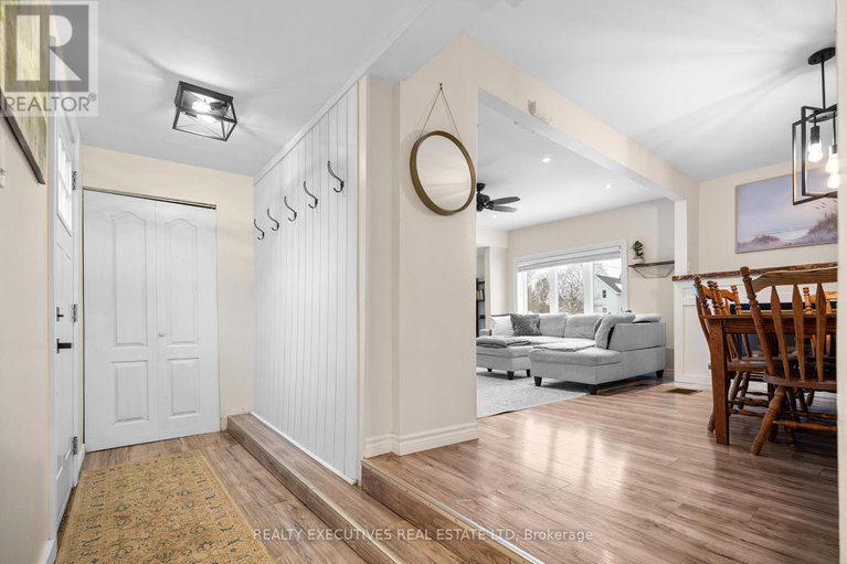 29206481/493-gladstone-street/winchester/north-dundas/ontario/K0C2K0_4