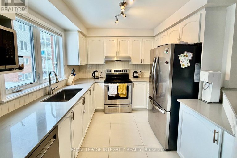 29688847/36-1512-walkley-road/heron-gateindustrial-park/ottawa/ontario/K1V2G7_12