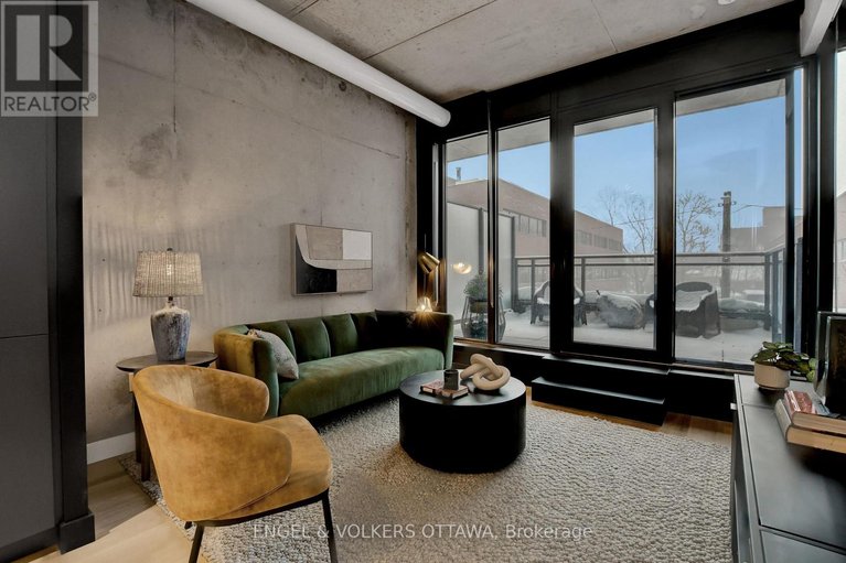 29437309/217-10-james-street/ottawa-centre/ottawa/ontario/K2P1T2_18