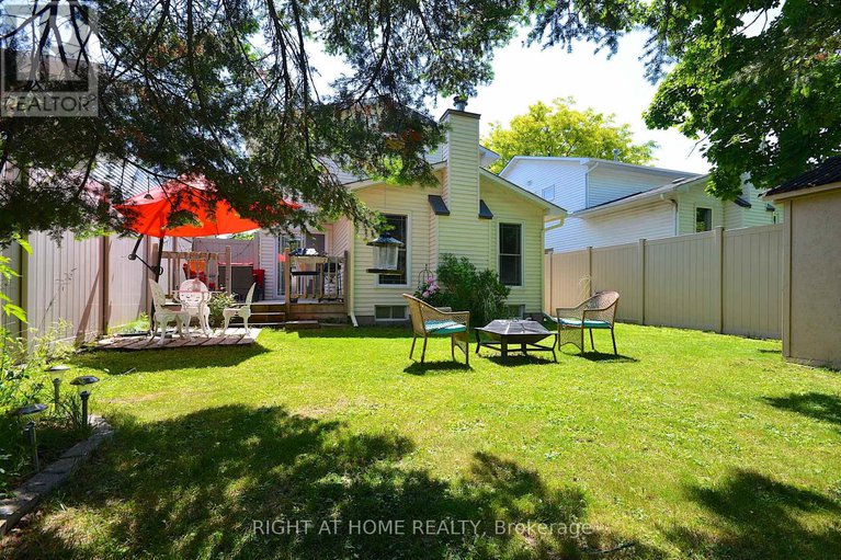 28476739/77-winchester-drive/glencairnhazeldean/ottawa/ontario/K2L2R3_3