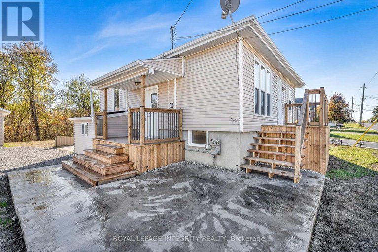 29004176/2053-catherine-street/town-of-rockland/clarence-rockland/ontario/K4K1H6_3