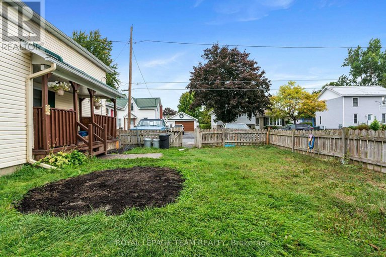 28806107/46-joseph-street/chesterville/north-dundas/ontario/K0C1H0_33