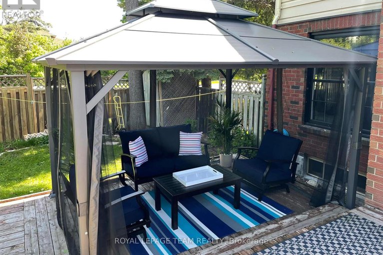 29431774/2-furlong-crescent/bridlewood/ottawa/ontario/K2M2J1_47