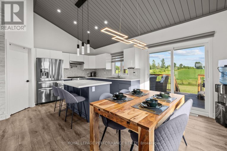 28836987/3348-bureau-road/north-glengarry-lochiel-twp/north-glengarry/ontario/K0C1A0_20