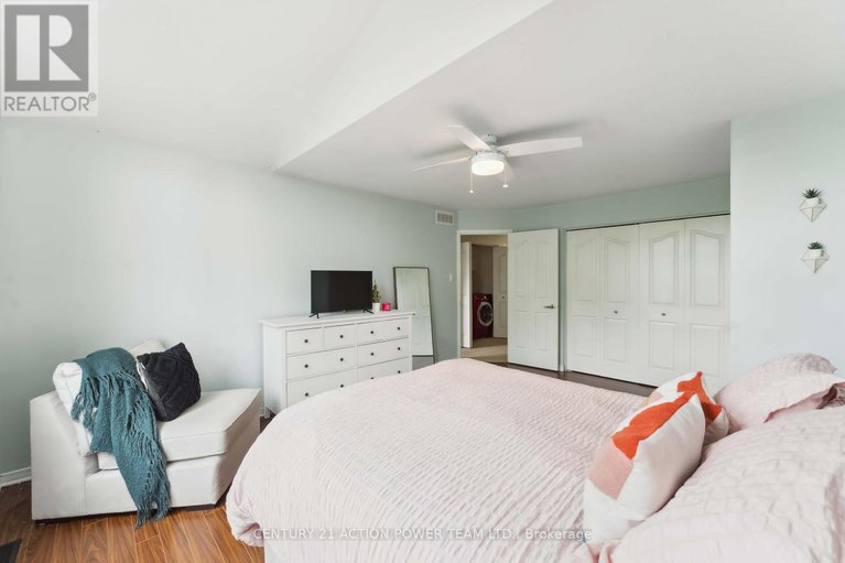 28609909/2101-hallendale-street/springridgeeast-village/ottawa/ontario/K4A4S1_30