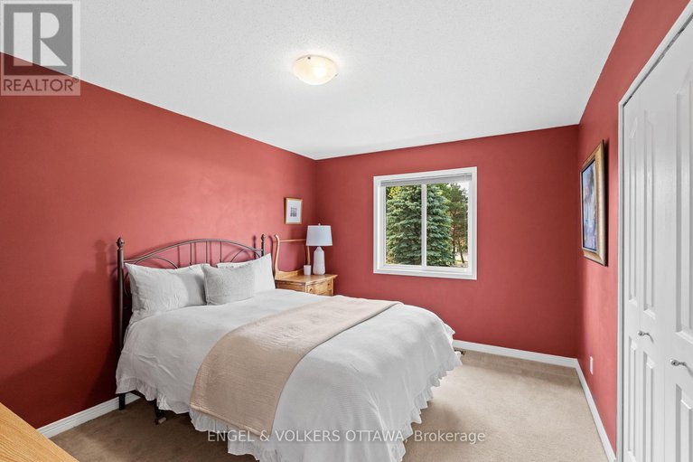 28648158/804-covehead-crescent/riverside-southgloucester-glen/ottawa/ontario/K1V1M3_29