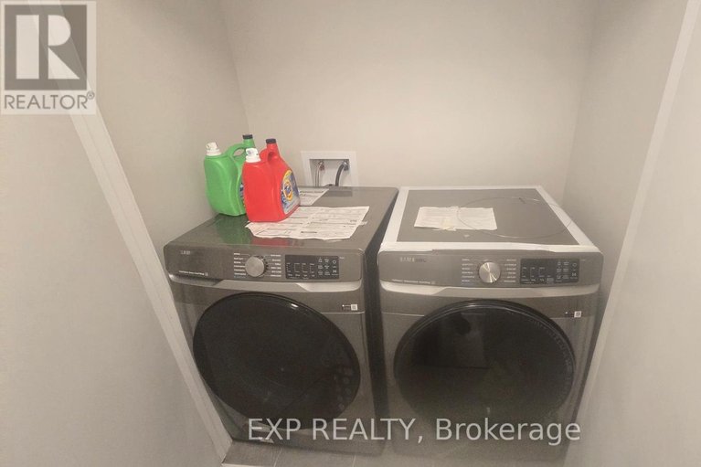 29635211/16-tenuto-lane/mer-bleuebradley-estatesanderson-park/ottawa/ontario/K1W0S4_20