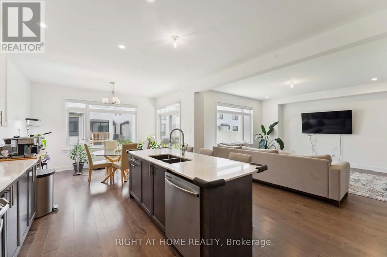 28616328/848-beckton-heights-s/stittsville-south/ottawa/ontario/K2S2X9_10