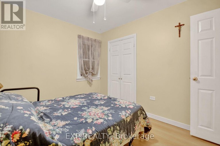 29318252/41-hwy-5-w-street/morrisburg/south-dundas/ontario/K0C1X0_17