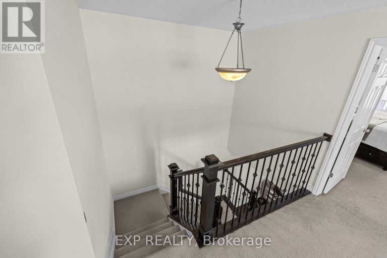 29660875/500-langelier-avenue/mer-bleuebradley-estatesanderson-park/ottawa/ontario/K1W0E9_19