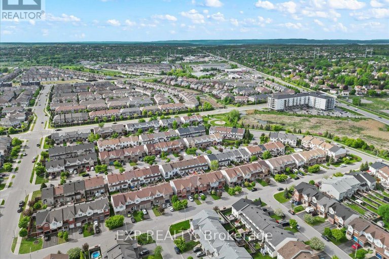 28494294/254-arrita-street/emerald-meadowstrailwest/ottawa/ontario/K2S0J3_32