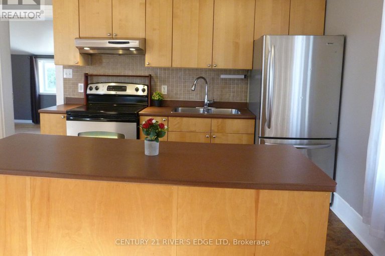 29040852/468-gladstone-street-n/winchester/north-dundas/ontario/K0C2K0_20