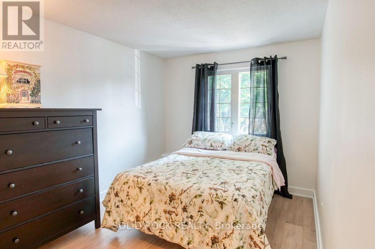 28716757/463-canotia-place/fallingbrookpineridge/ottawa/ontario/K4A2K2_18
