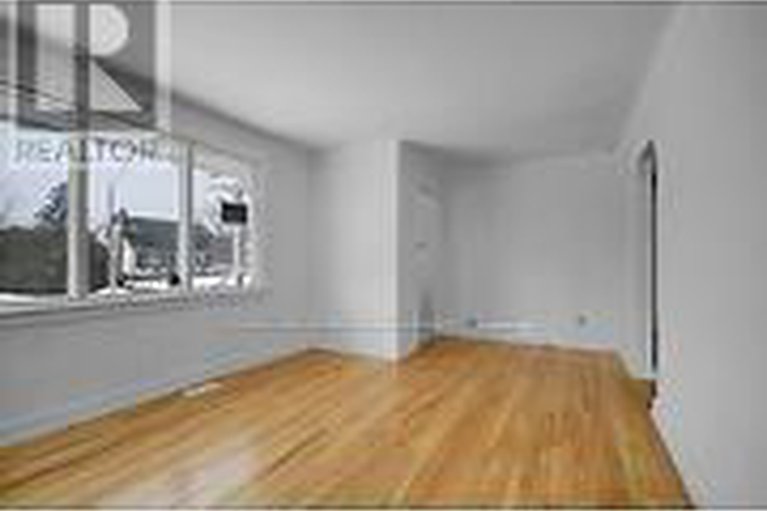 28503920/2647-ayers-avenue/ridgemont/ottawa/ontario/K1V7W7_6