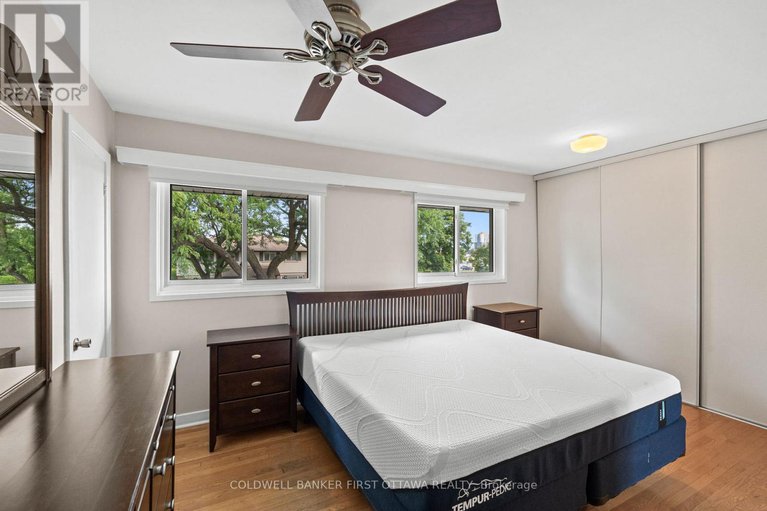28793444/1788-ernest-avenue/mckellar-heights/ottawa/ontario/K2A1M1_24