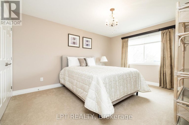 29676638/415-landswood-way/stittsville-south/ottawa/ontario/K2S0A3_24