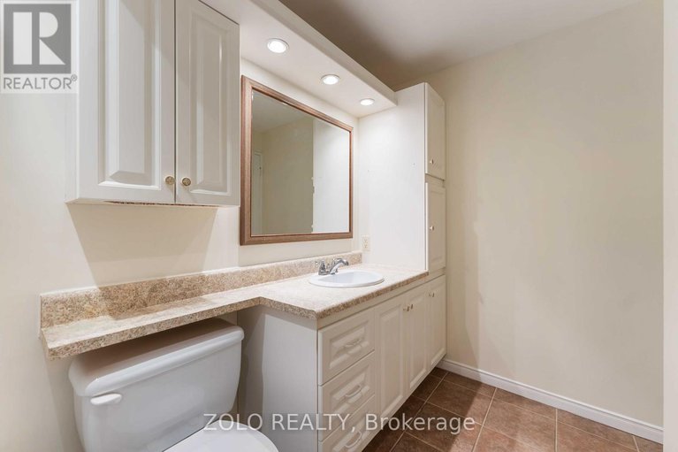 28512910/201-415-greenview-avenue-n/britannia/ottawa/ontario/K2B8G5_13