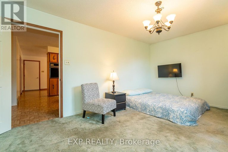 28757377/1437-usborne-street/mcnabbraeside-twps/mcnabbraeside/ontario/K0A1G0_13