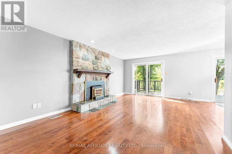 28850461/1278-bayview-drive/constance-bay/ottawa/ontario/K0A3M0_9