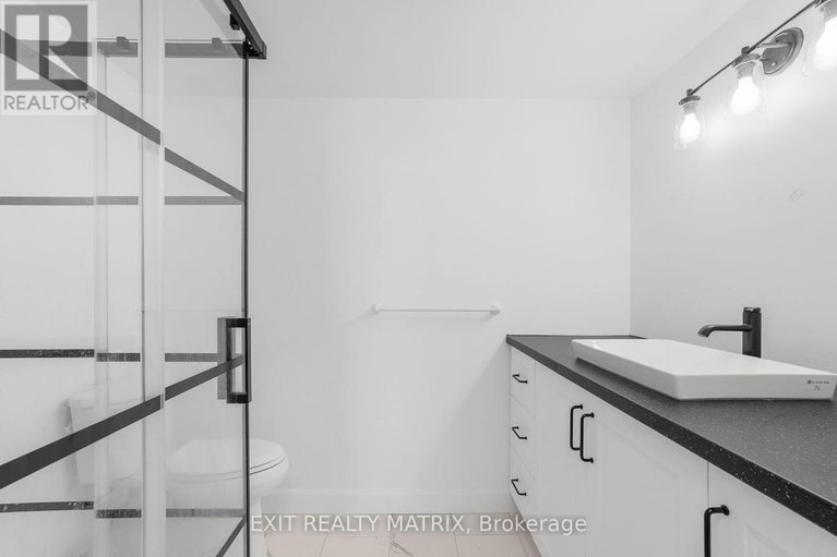 28617353/501-2759-carousel-crescent/emerald-woodssawmill-creek/ottawa/ontario/K1T2N5_21