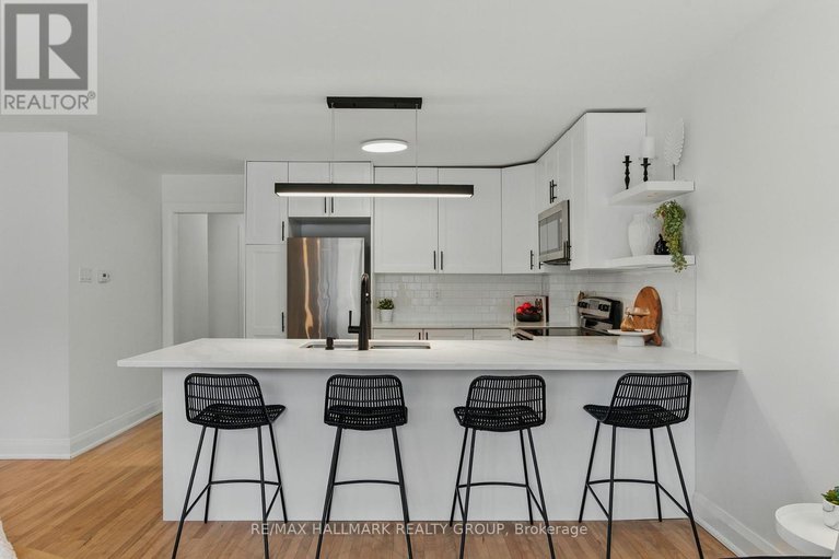 28828000/756-cummings-avenue/castle-heightsrideau-high/ottawa/ontario/K1K2L1_6