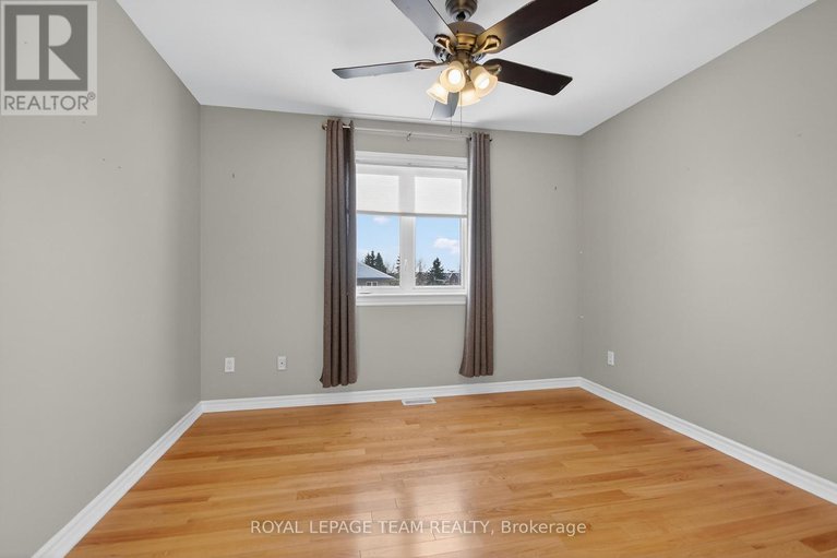 29182654/59-polo-lane/emerald-meadowstrailwest/ottawa/ontario/K2M2Y4_32