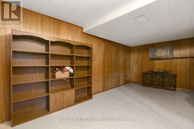 28697255/617-gardenvale-road/castle-heightsrideau-high/ottawa/ontario/K1K1E5_31