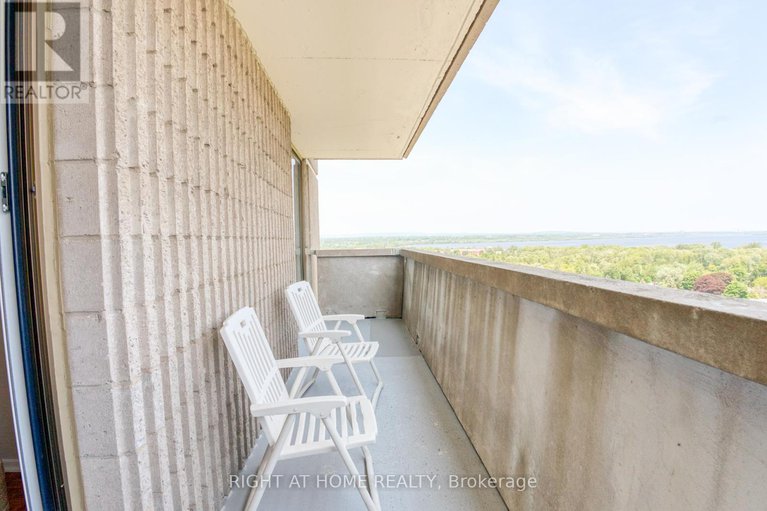 28430489/1401-2625-regina-street/britannia/ottawa/ontario/K2B5W8_31