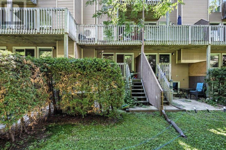 28644852/a-6748-jeanne-darc-boulevard-n/convent-glen-north/ottawa/ontario/K1C6E9_16