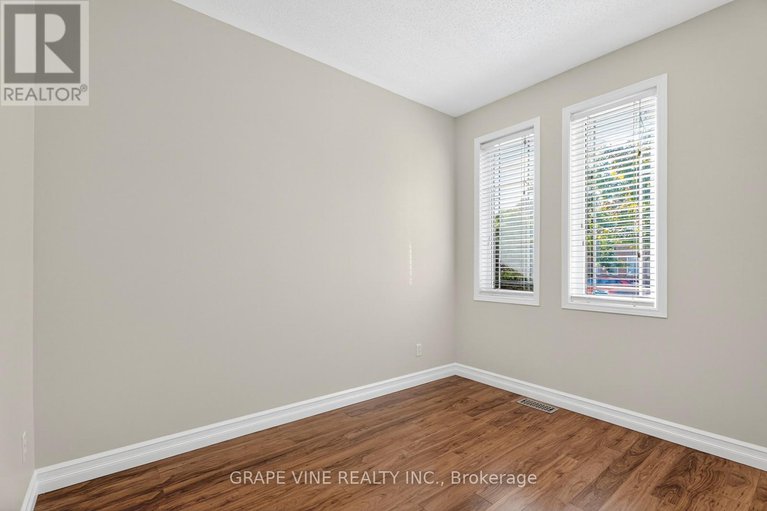 28825028/9-stoneleigh-street/strandherd/ottawa/ontario/K2G7A2_7