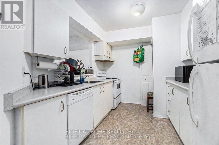 29212793/107-318-lorry-greenberg-drive/hunt-club-parkgreenboro/ottawa/ontario/K1T2R5_8