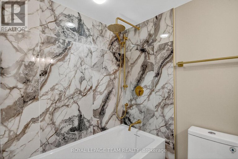 28946102/25092510-515-st-laurent-boulevard/viscount-alexander-park/ottawa/ontario/K1K3X5_31