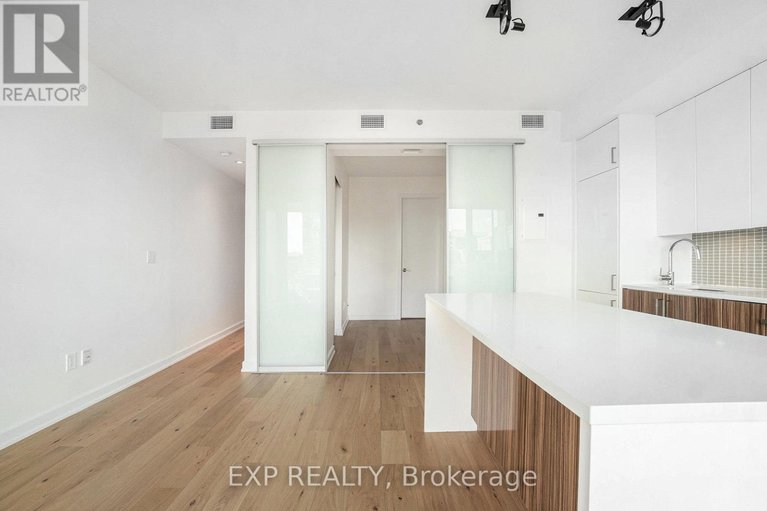 28772327/707-300-lisgar-street/ottawa-centre/ottawa/ontario/K2P0E2_11