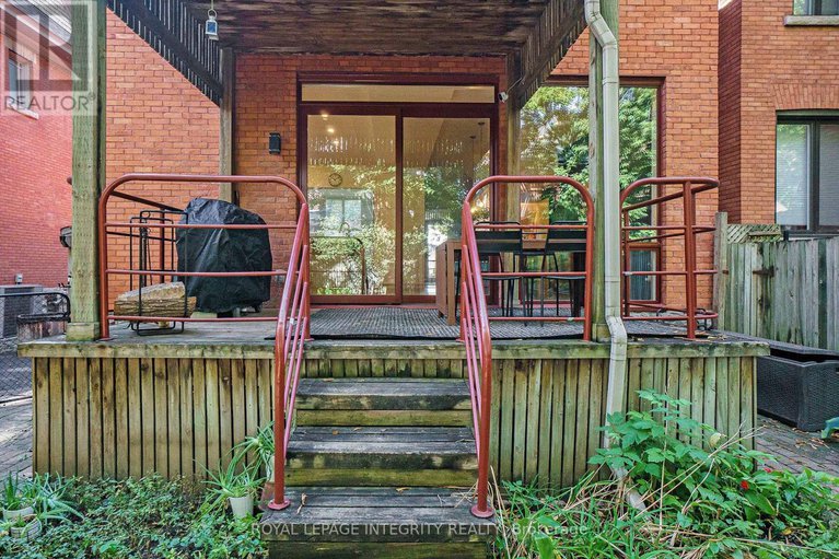28914148/45-mcleod-street/ottawa-centregolden-triangle/ottawa/ontario/K2P0Z4_39