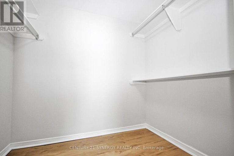 28857826/505-330-centrum-boulevard/bilberry-creekqueenswood-heights/ottawa/ontario/K1E3W2_15