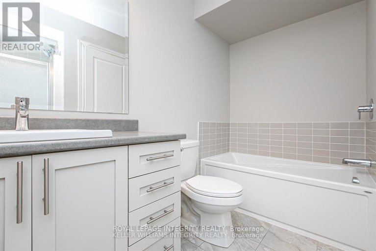 28549559/204-baltic-private/riverside-southgloucester-glen/ottawa/ontario/K4M0E2_37