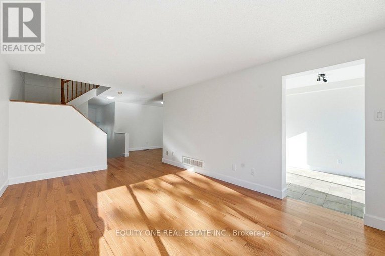 29451854/35-willwood-crescent/cedargrovefraserdale/ottawa/ontario/K2J4B2_7