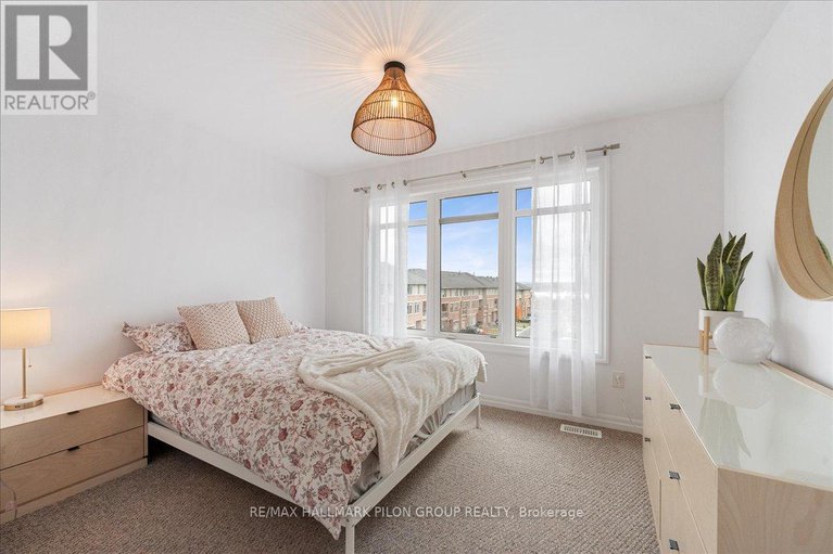 28279535/104-lionel-private/springridgeeast-village/ottawa/ontario/K4A0X1_16