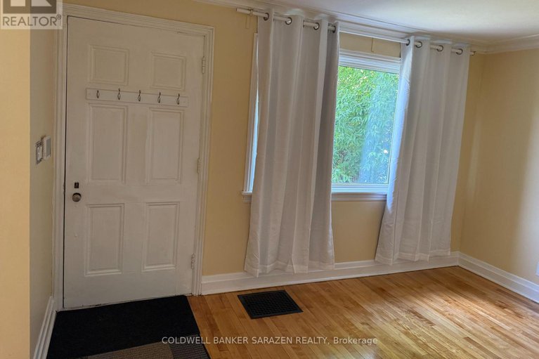 28506023/975-silver-street/carlington/ottawa/ontario/K1Z6H4_4