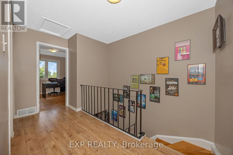 28642296/47-2300-ogilvie-road/beaconwood/ottawa/ontario/K1J7X8_19
