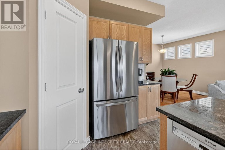 29648625/724-parade-drive/stittsville-south/ottawa/ontario/K2S0Z4_19