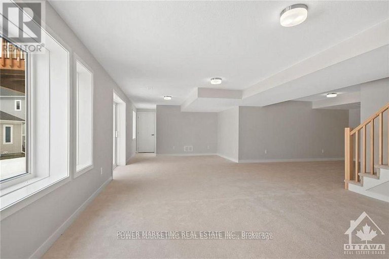 28677546/288-appalachian-circle/half-moon-bay/ottawa/ontario/K2J6X2_25