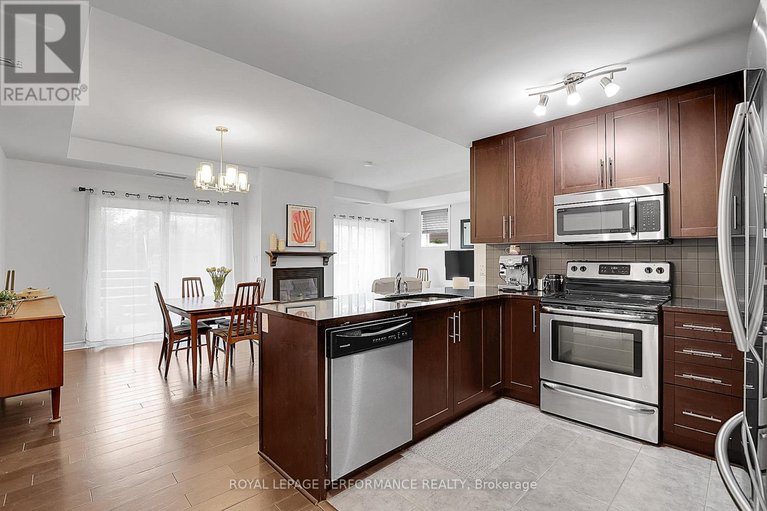 28816939/2-40-prestige-circle/chatelaine-village/ottawa/ontario/K4A0W9_10