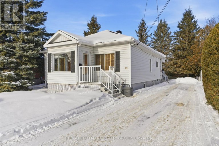 29286684/521-nelson-street-w/hawkesbury/ontario/K6A2K3_44