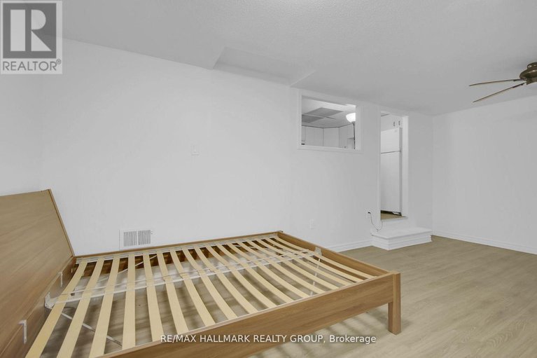 29220423/1-1821-walkley-road/urbandale-acres/ottawa/ontario/K1H6X9_40