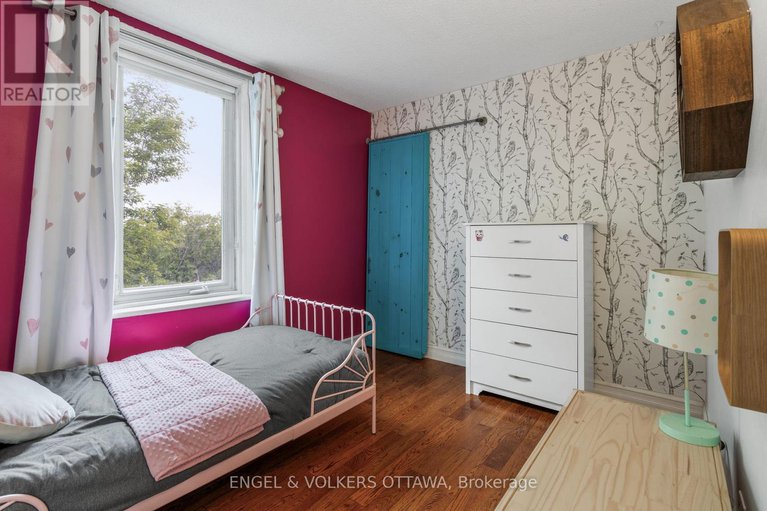 28880147/2-lower-charlotte-street/lower-town/ottawa/ontario/K1N8K1_30