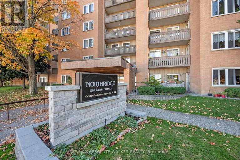 29064820/318-1599-lassiter-terrace/beaconwood/ottawa/ontario/K1J8R6_2